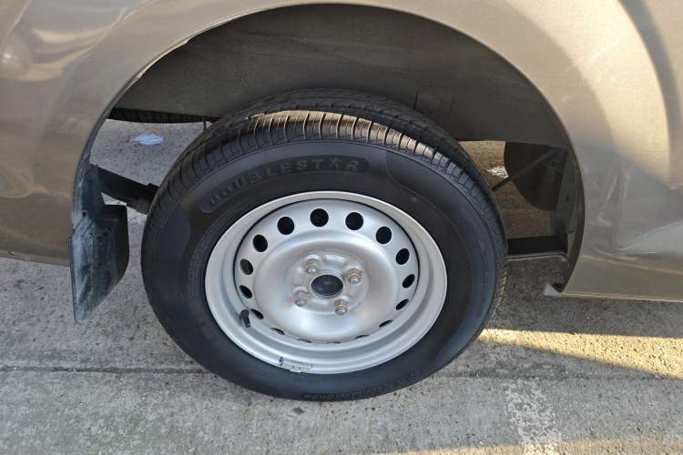 Used Kuayue Kuayue Xing V3 2022 1.5L Gasoline Comfort-Grade 5-Seater Passenger Vehicle JL473QH
