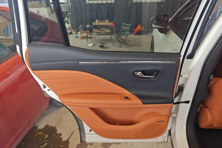 Used AION V 2024 Aion Tyrannosaurus 650 LiDAR Edition
