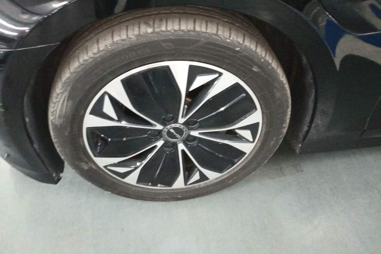 Used BYD Seal 2022 550 km Standard Range Rear-Wheel Drive Elite Version
