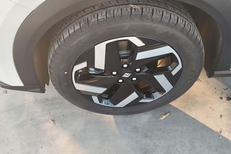 Used Baojun Yunhai 2026 Model 500km Pure Electric Standard Edition
