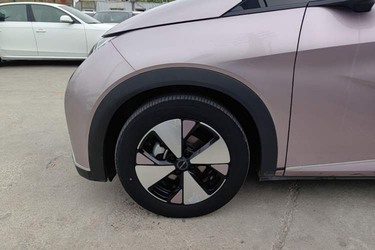 Used BYD Dolphin 2023 420 km Free Version
