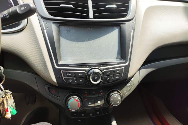 Used Chevrolet Sail 2015 Sail 3 1.5L Manual Happiness Edition