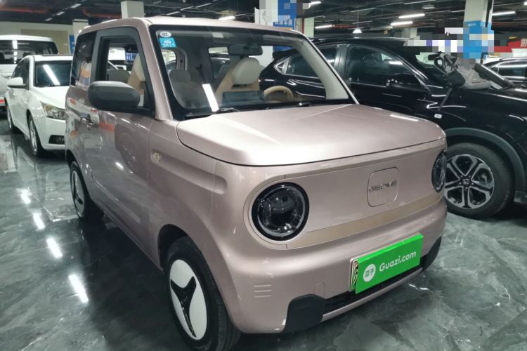 Used Geely Galaxy Panda 2023 Panda Mini 200km Endurance Bear Front Right 45 Deg