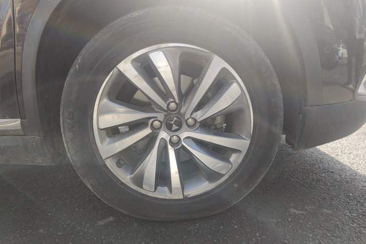 Used DS 6 2016 1.6T Luxury Edition THP160