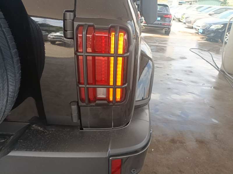 Used Tank 300 2023 City Edition 2.0T—Stylish as Ever — 7