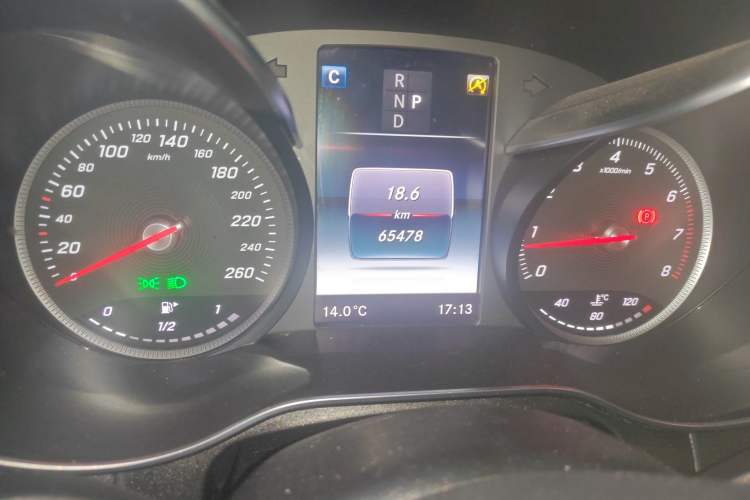 Used Mercedes-Benz GLC Coupe 2019 GLC 260 4MATIC Coupe SUV Odometer Close Up