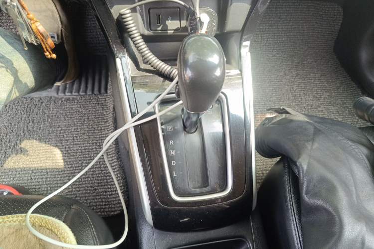 Used Nissan Sylphy 2019 Classic 1.6XL CVT Luxury Edition Gear Lever