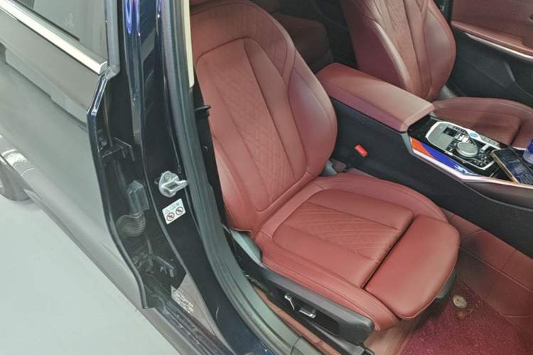 Used BMW i3 2024 eDrive 35 L