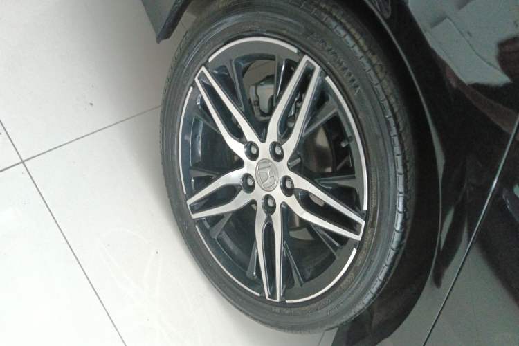 Used Honda Accord 2022 260TURBO Phantom Night · Prestige Edition Right Rear Wheel Hub