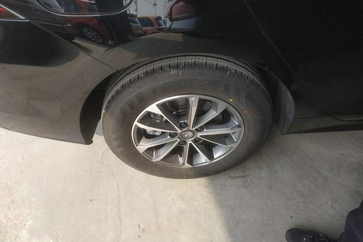 Used BYD Qin PLUS 2024 HONOR Edition DM-i 55KM Leading Model Right Rear Wheel Hub