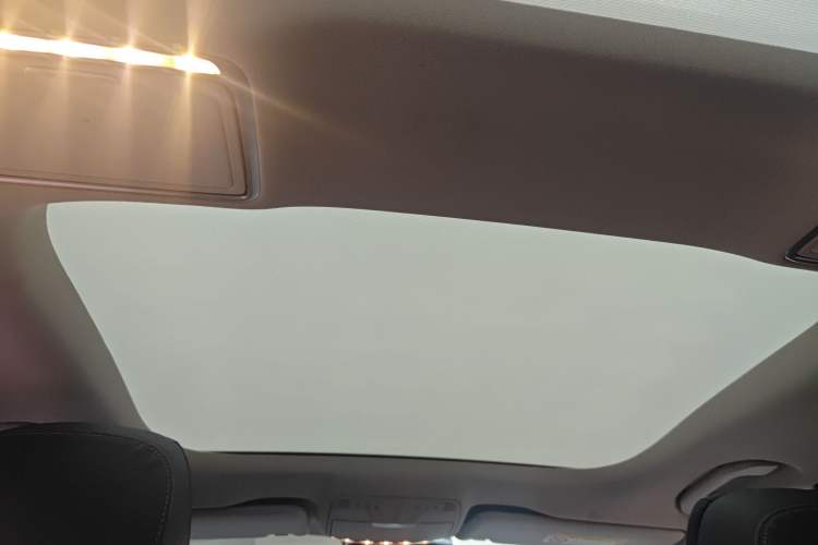 Used Mercedes-Benz E-Class 2021 E 260 L Sport Edition Headliner