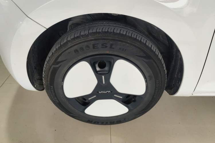 Used CHANGAN NEVO Lumin 2023 301km Honey Dew Edition