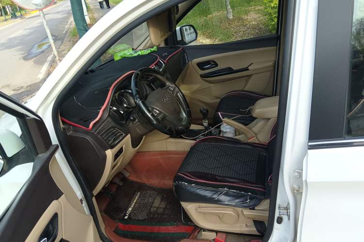 Used Wuling Hongguang 2016 1.5L S1 Deluxe Model China V-standard
