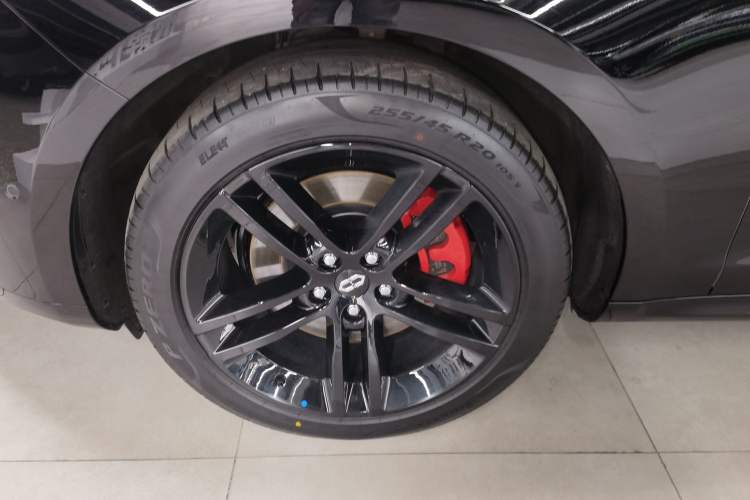 Used Hima AITO M5 2025 Extended-Range Ultra Rear-Wheel-Drive Version Left Front Wheel Hub