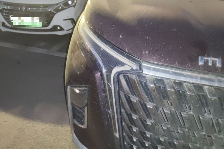 Used SAIC MAXUS G90 2022 2.0T Xingyun Seven-Seater Version
