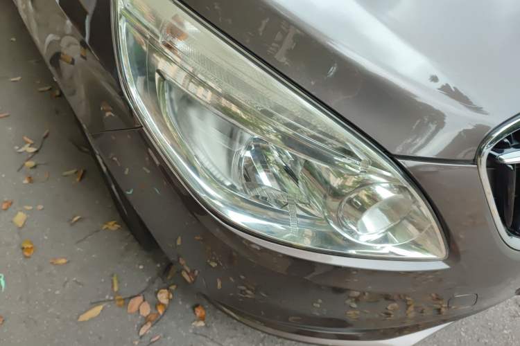 Used Buick GL8 2017 25S Prestige Version China V Standard Right Front Headlight