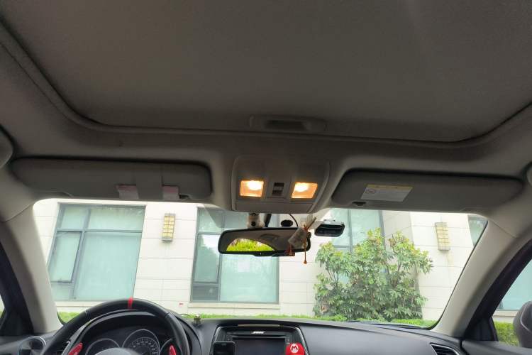 Used Mazda Atenza 2015 2.5L Blue Sky Sport Edition Headliner