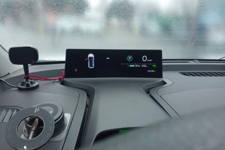 Used Toyota bZ3 2024 517 km Elite PRO