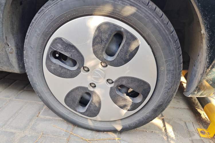 Used CHANGAN OSHAN Benni E-Star 2021 National Edition Xin Yue Version Lithium Iron Phosphate (31.86 kWh) Right Front Wheel Hub