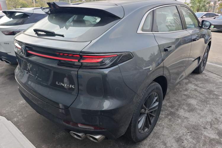 Used Changan UNI-K 2024 2.0T Two-Wheel Drive YueShang Trim
