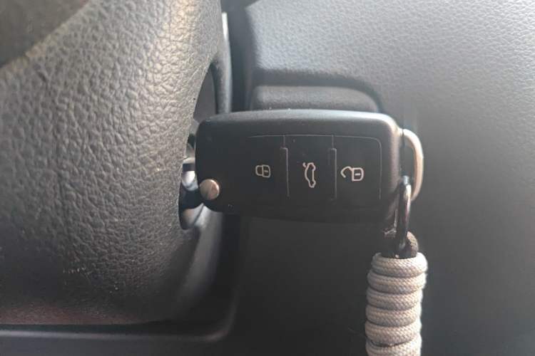 Used Volkswagen Polo 2012 1.6L Cross Polo Automatic Transmission
