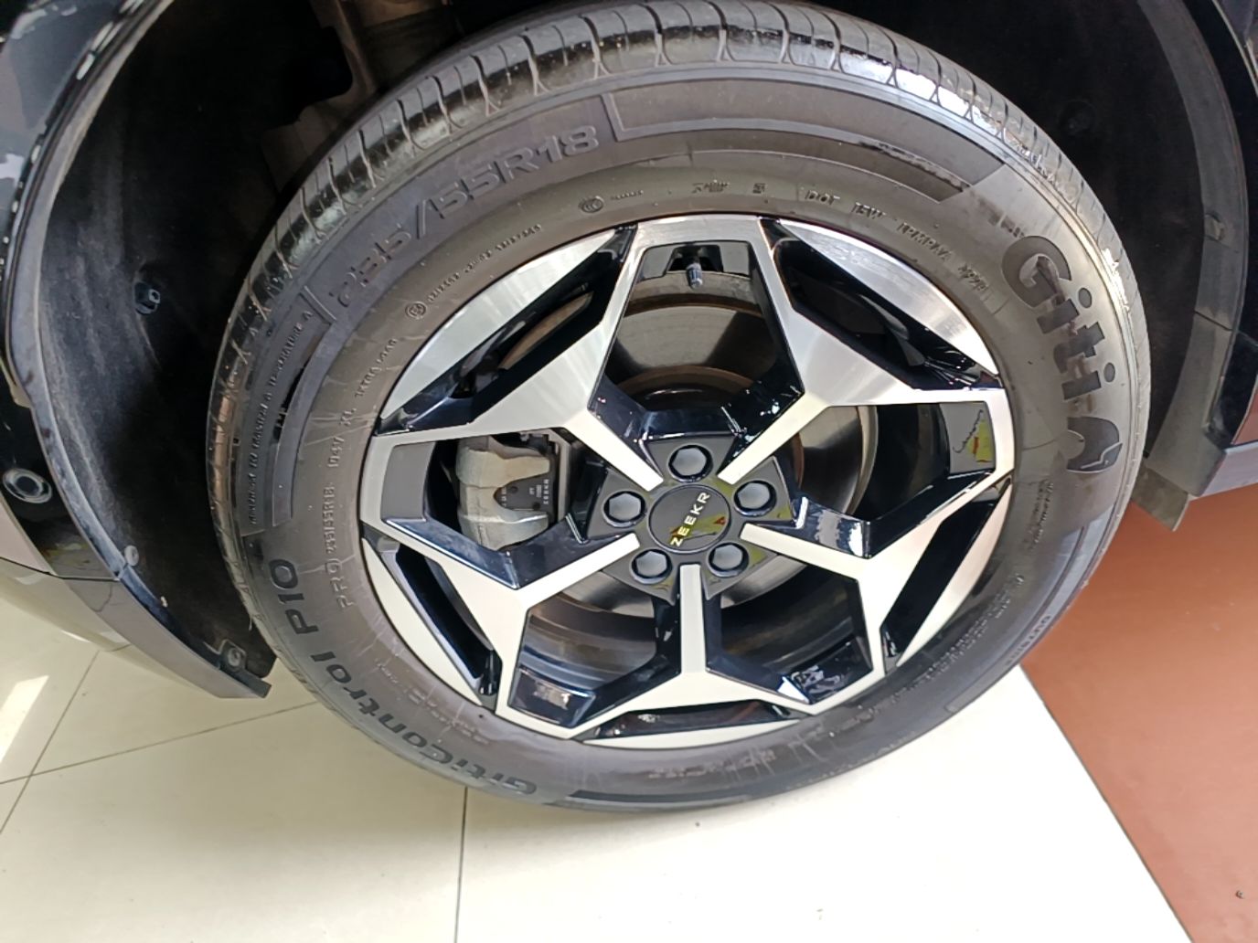 Zeekr X 2025 5-Seater Rear-Drive Version — снимка 11
