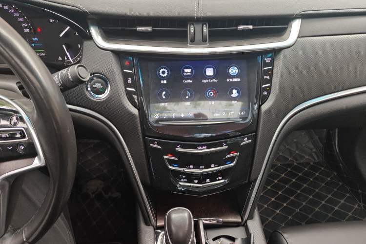 Used Cadillac XTS 2018 28T Tech Edition Audio And AC Panel
