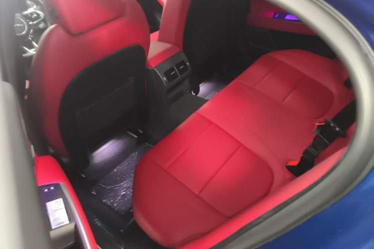 Used Jaguar XEL 2021 2.0T 250 PS R-DYNAMIC S Advanced Sport Edition Left Rear Seat