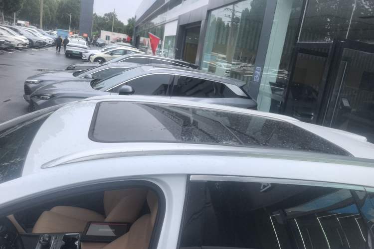 Used BYD Song L DM-i 2024 112 km Leading Edition