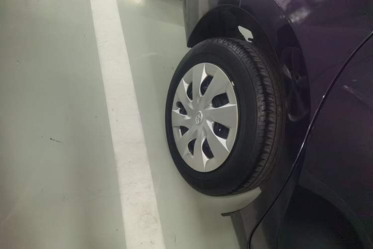 Used Toyota Vios 2017 1.3L CVT Sharp Edition Right Rear Wheel Hub