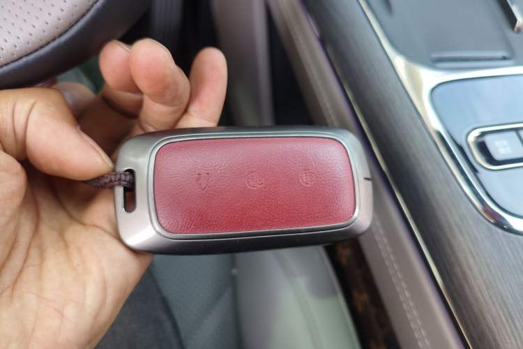 Used Geely Galaxy 8 2025 130km EM-i Prestige Edition Vehicle Key