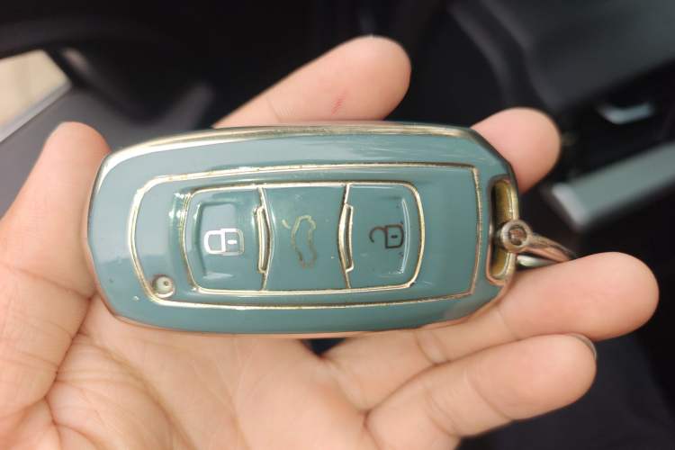 Used Geely Auto Emgrand GT 2017 1.8T Luxury Model Vehicle Key