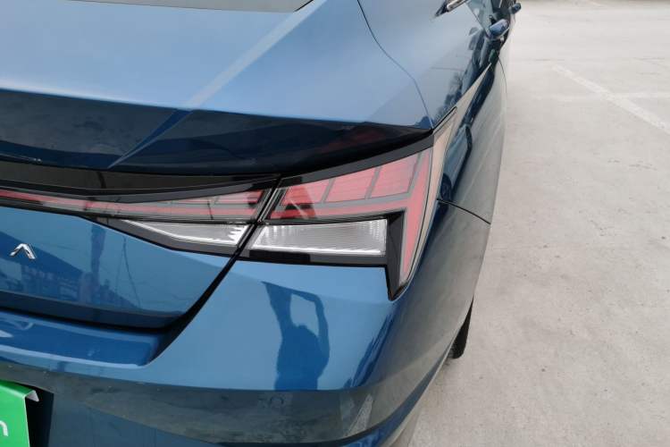 Used Hyundai Elantra 2021 1.5L CVT LUX Prestige Edition Right Rear Taillight