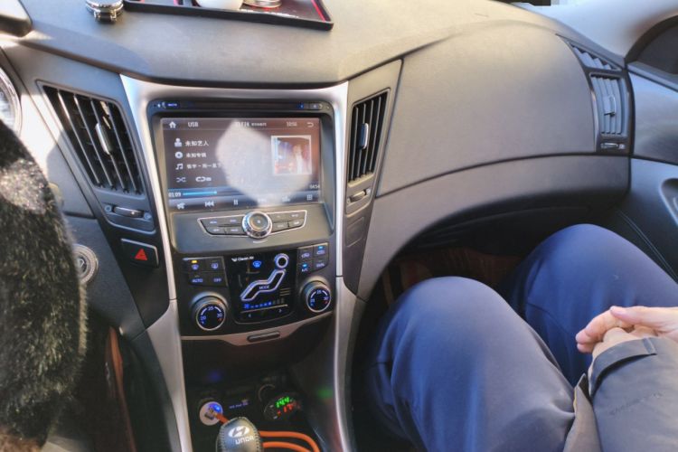 Used Hyundai Sonata 2013 2.4L Automatic Leading Edition China IV Standard