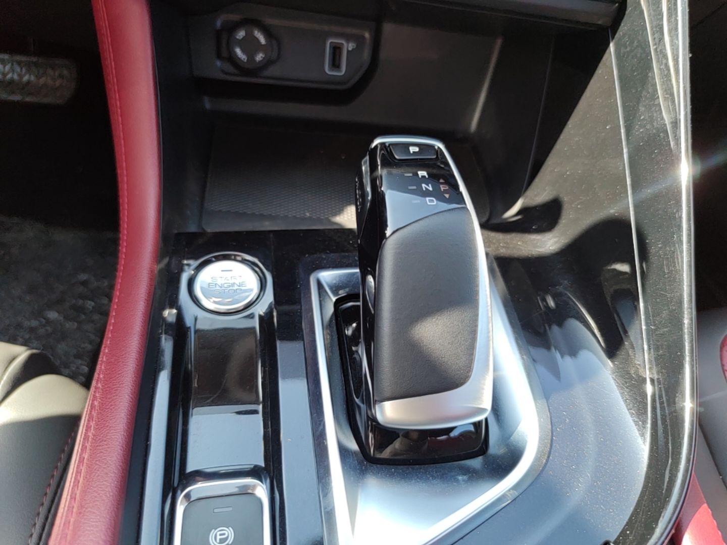 Dongfeng Aeolus AX7 2023 Mach Edition 1.5T DCT Champion Legend Version — снимка 16