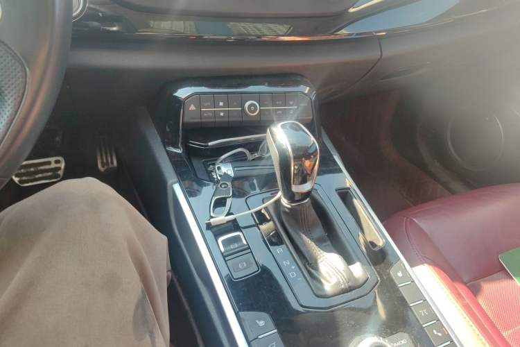 Used Wey VV7 2017 2.0T Flagship Model
