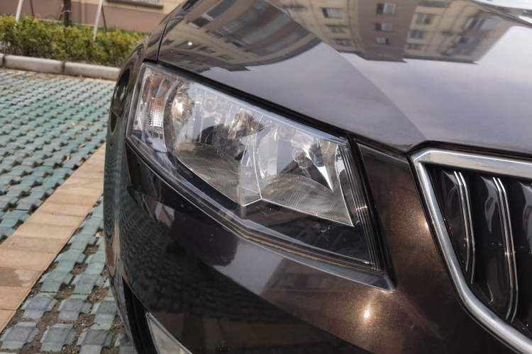 Used Skoda Octavia 2016 1.6L Manual Trend Edition
