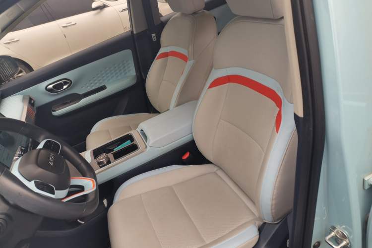 Used AION Y 2021 70 Enjoyment Tech Edition
