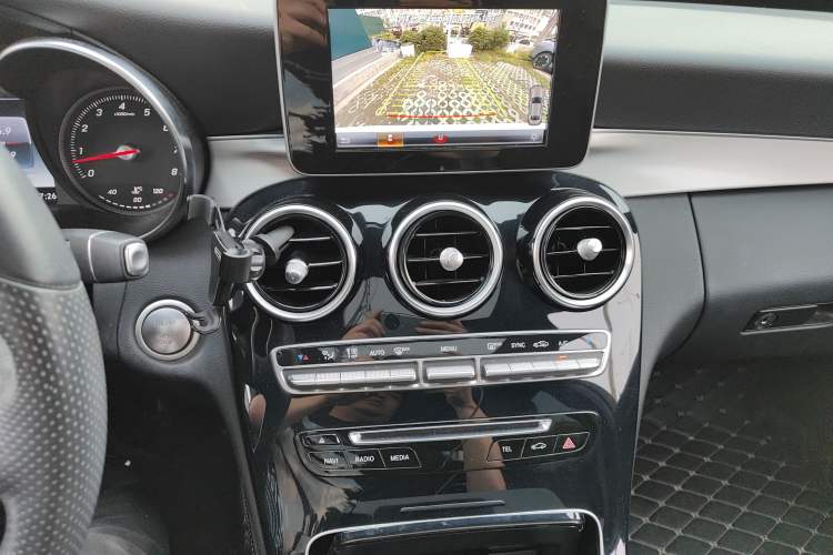 Used Mercedes-Benz C-Class 2017 Restyled C 200 Sport Edition Audio And AC Panel