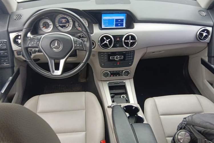 Used Mercedes-Benz GLK-Class 2013 GLK 300 4MATIC Dynamic Edition
