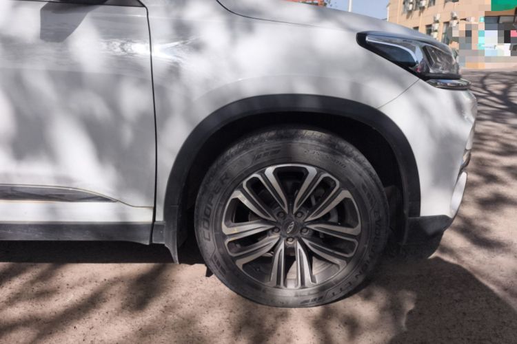 Used Chery Tiggo 8 2020 290TGDI Automatic Luxury Edition Big Six-Seater Right Front Wheel Hub