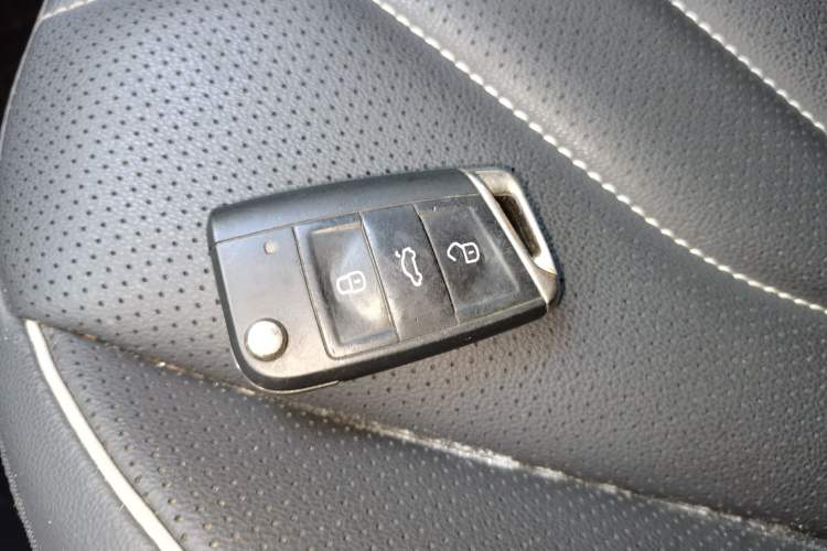 Used Volkswagen Tiguan L 2024 300TSI Automatic Two-Wheel Drive Smart Edition