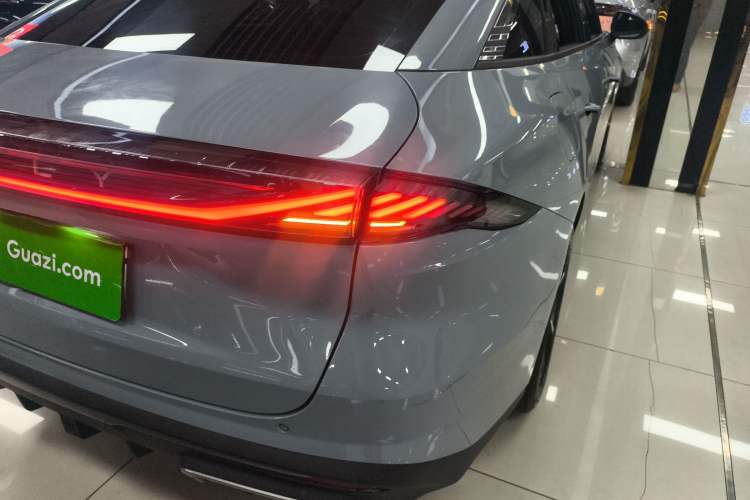 Used Geely Galaxy L6 2024 125km PLUS Dragon Edition
