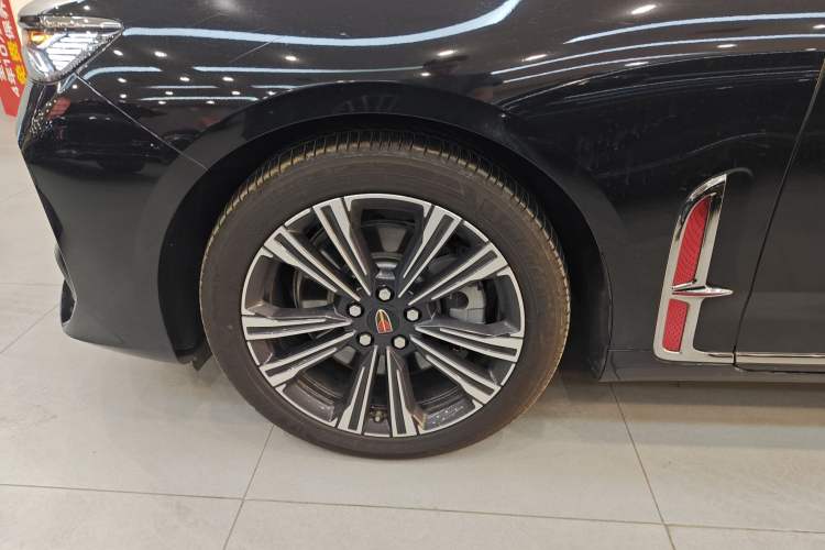 Used Hongqi H9 2024 2.0T Qixiang Private Style Edition Left Front Wheel Hub