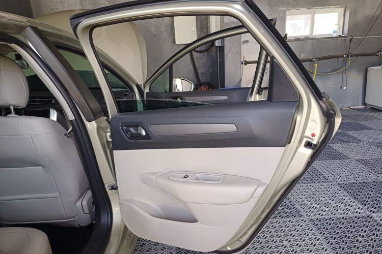 Used Citroen C4 Sega 2016 1.2THP Automatic Luxury Model Right Rear Door Interior