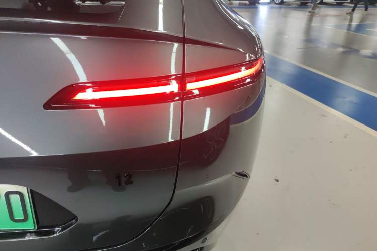 Used Avatr 12 2025 Updated Ultra All-Electric Four-Wheel Drive