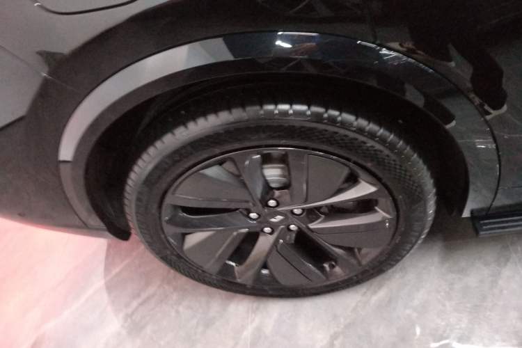 Used Li Auto L9 2024 Pro Model
