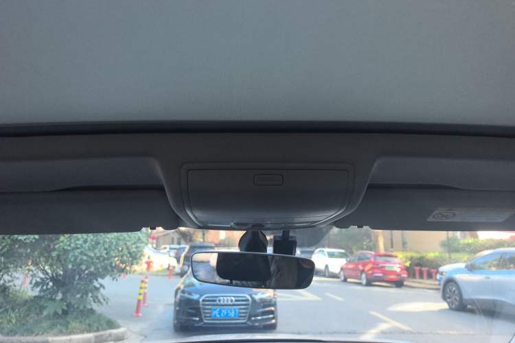 Used Skoda Kodiaq 2019 Facelifted TSI330 5-Seater Two-Wheel-Drive Luxury Enjoyment Edition China VI Standard