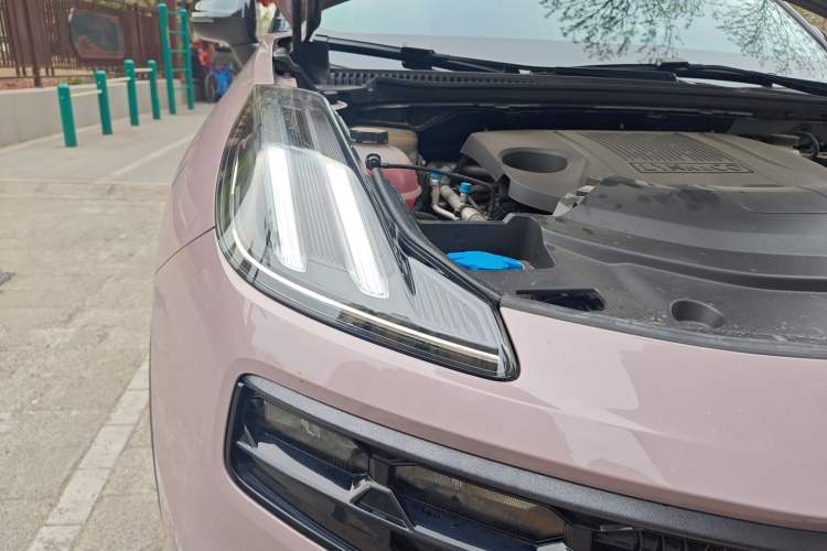 Used Lynk & Co 06 2023 Remix 1.5T Shero Right Front Headlight