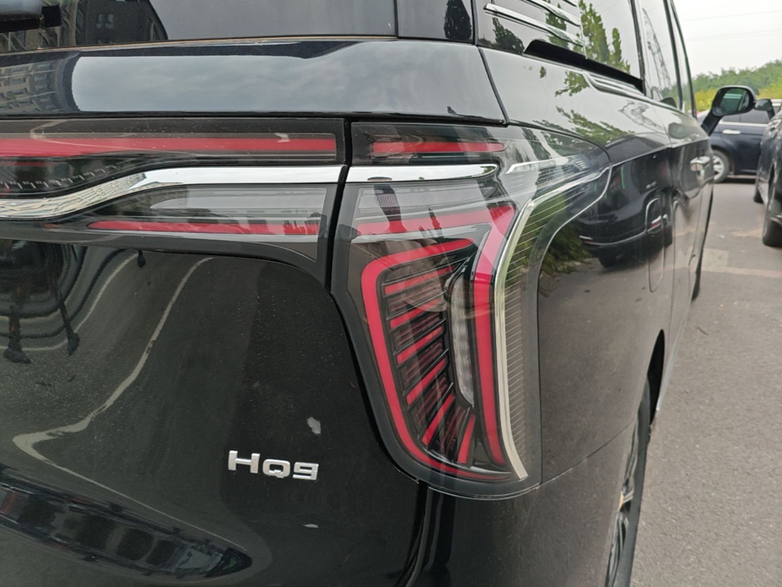 Hongqi HQ9 PHEV 2024 2.0T Four-Wheel Drive Business Edition — снимка 9